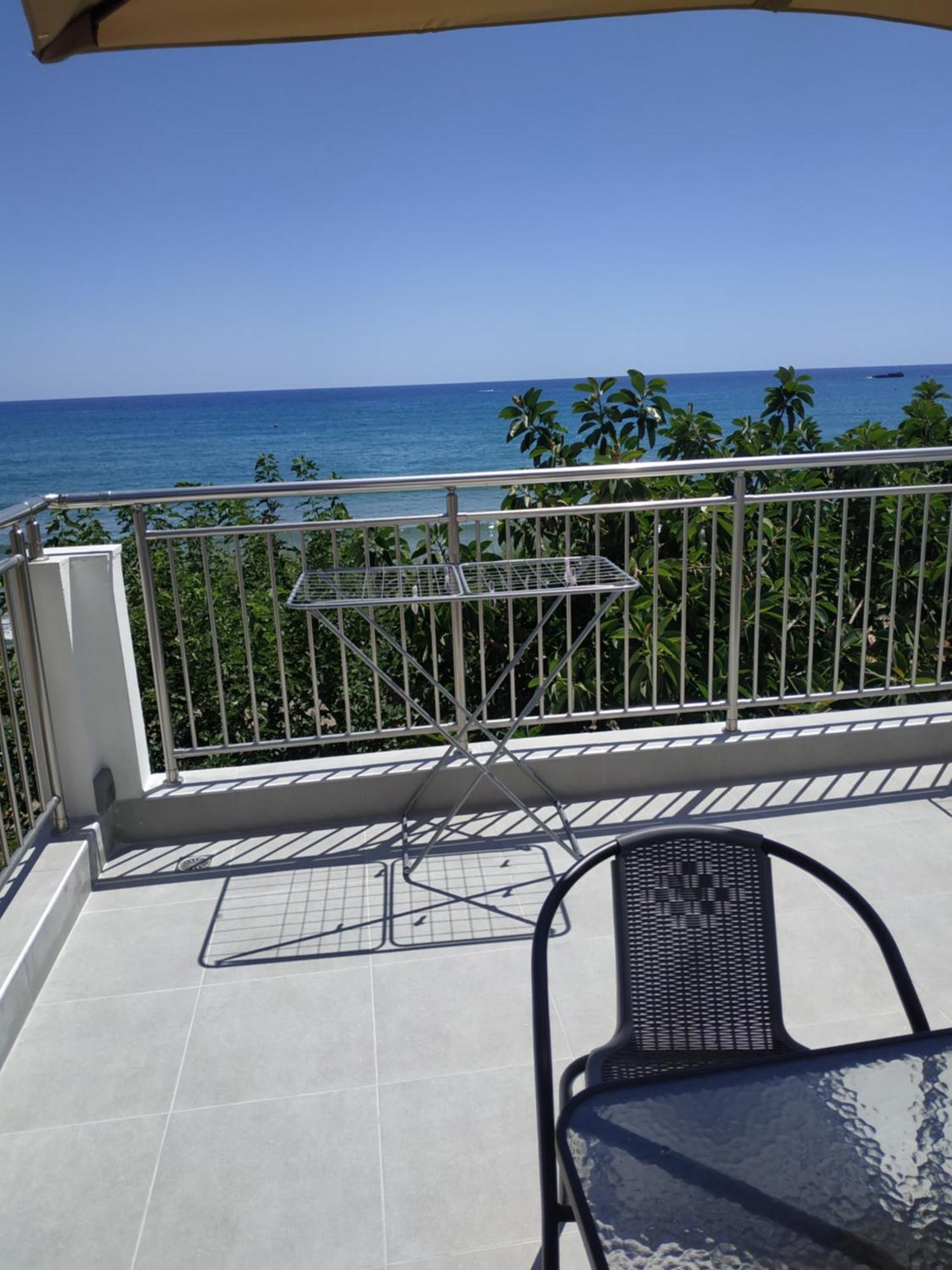 Creta Sun Apartments Makrýgialos エクステリア 写真